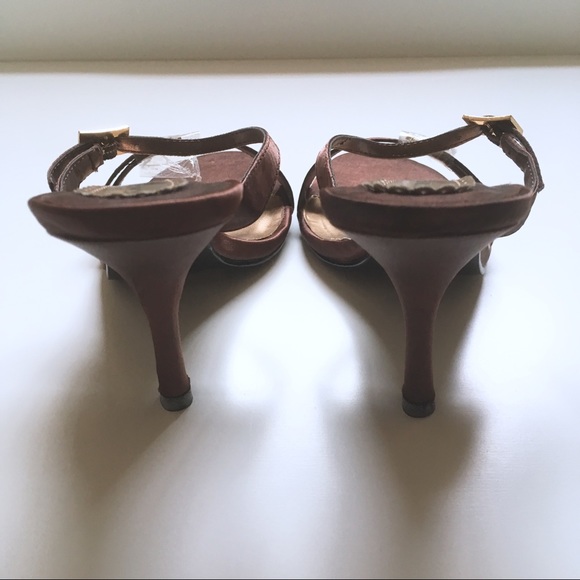 NIB Chinese Laundry Brown Satin Heels - Picture 4 of 5